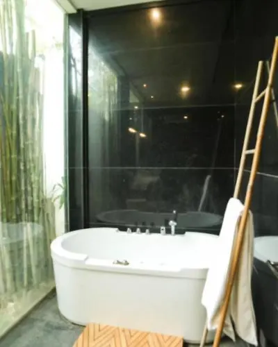 Mahita Garden 3 Bedroom With Amazing View * Jimbaran